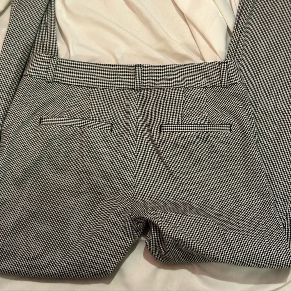 Banana Republic Black & White Houndstooth Skinny Pants - Picture 6 of 6